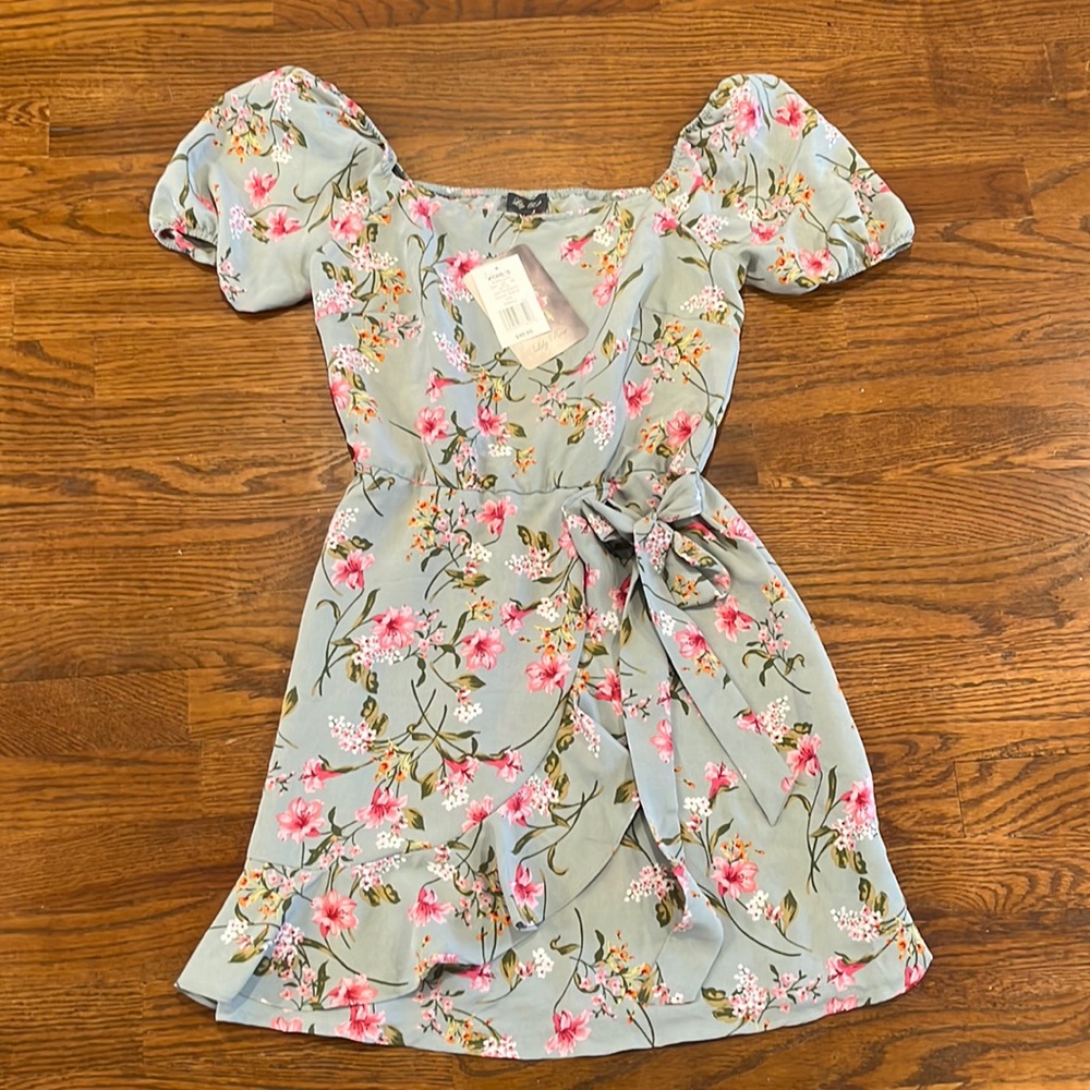 Lily Rose Women’s Floral Multicolored Mini Wrap Dress Sz. Small